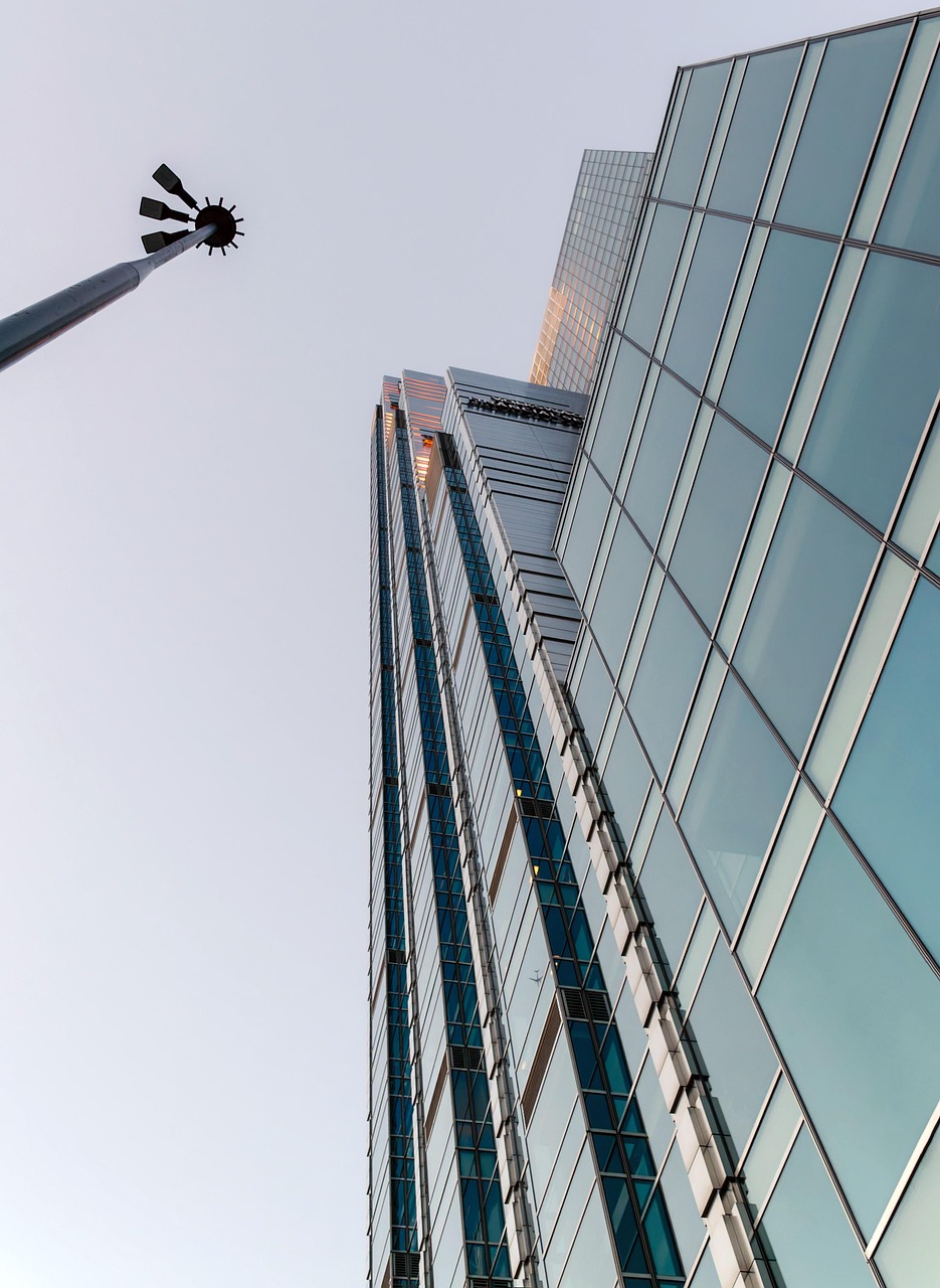 building, tower, tall, nature, skyscraper, modern, glass, sky, lamp, urban, metropolis, offices, perspective